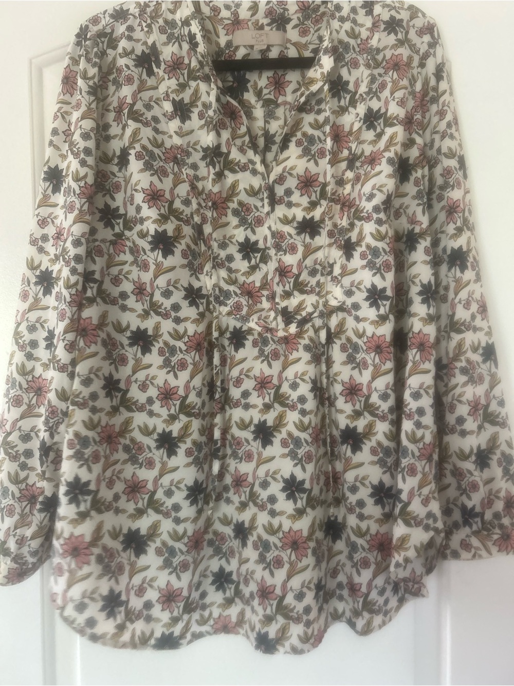 LOFT Cream Floral Long-Sleeve Peasant Blouse with Pink and Black Flowers